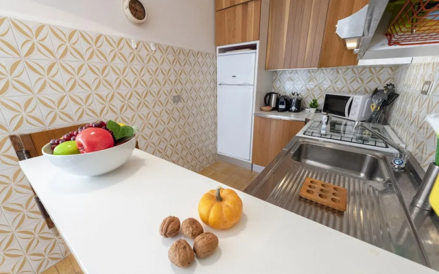 Peaceful Apartment In Deiva Marina