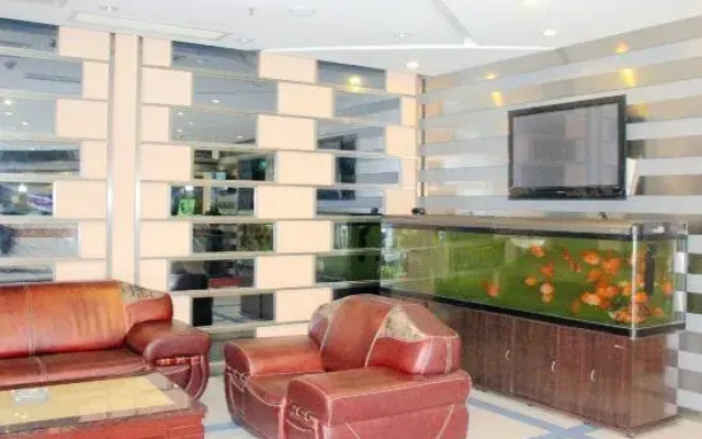 Yantong Hotel