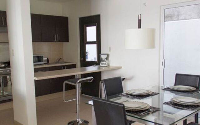 Redwood Villas Lomas