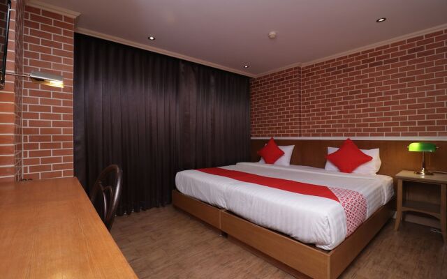 72 Ekamai @ Sukhumvit Hotel