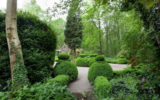 Delightful Chalet in Opglabbeek near Lake