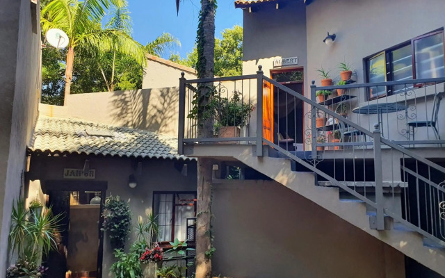 Waterhouse Guest Lodges 295 Indus Street