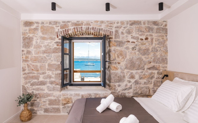Apartments Beachfront Pebble