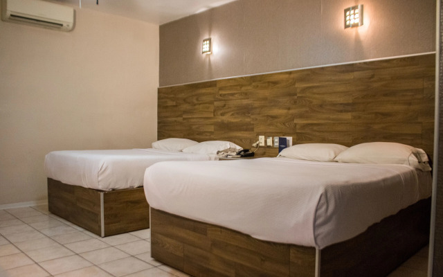 Hotel Maioris El Diez