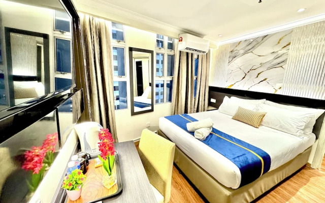 Central City Hotel at Chintatown