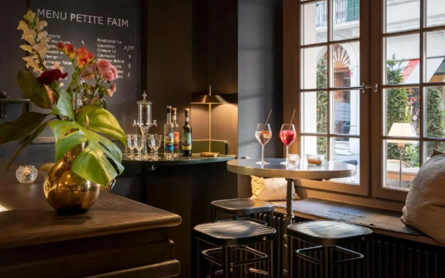 La Couronne Atelier Dependance