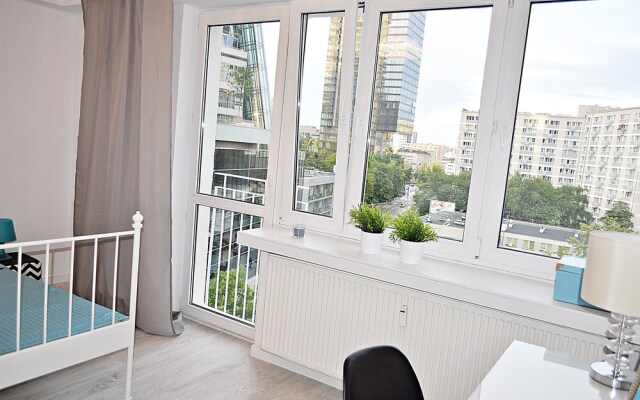 Goodnight Warsaw Apartments on Aleja Jana Pawla II 35