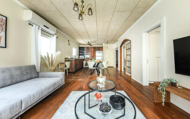 Stylish and Modern 3BR TelAviv Apartment
