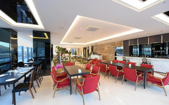 Geoje Art Nouveau Suite Hotel