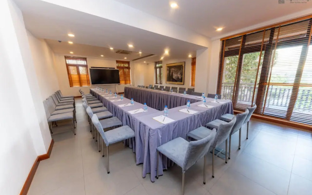 Jaya Suites Hotel