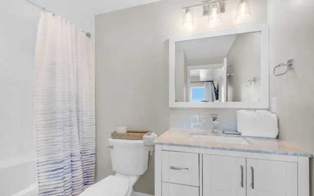 Emerald Isle Unit 703