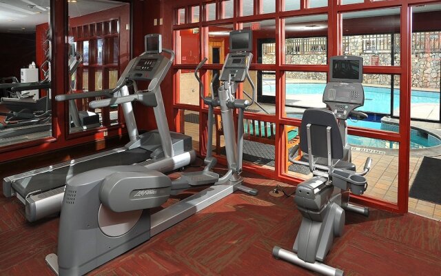 26 Avondale Lane. 3 Bedroom Condo by RedAwning