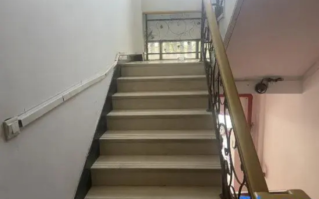 Yuhe Hotel