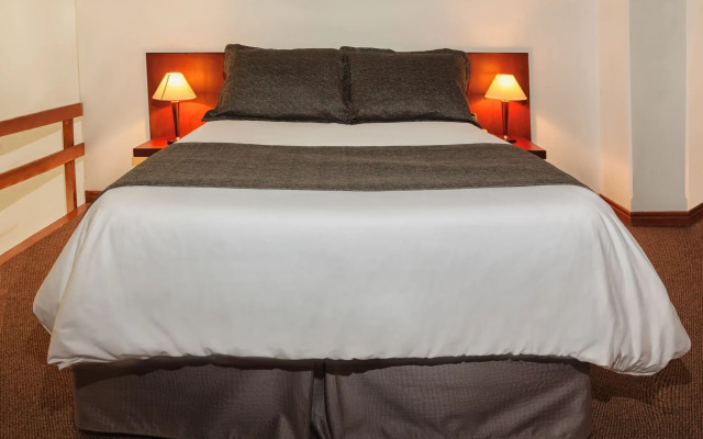 Cora 96 Street Suites & Apartments