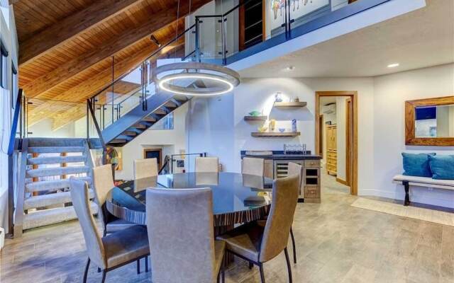 Pinnacle #1240 4 Bedroom Condo