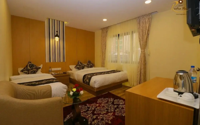 Hotel Rudra View & Spa