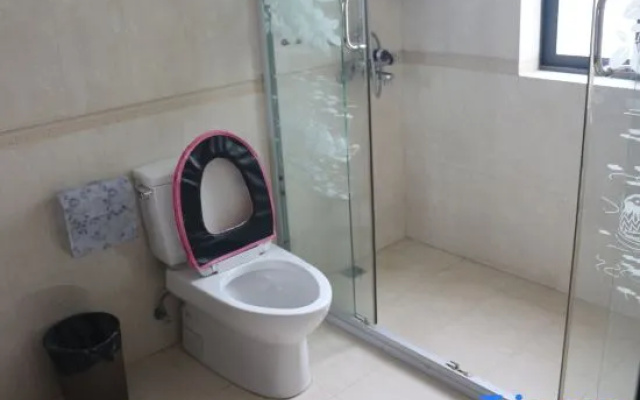 Shanghai Tuwo Youth Hostel (Hongqiao Railway Station Convention and Exhibition Center) – Bathroom – Shanghai