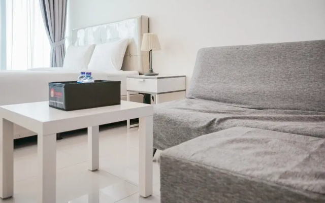 Cozy and Relax Studio Room @ Tree Park BSD Apartment