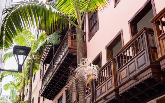 Punto Fijo - 3 minutes walking to Beach San Telmo