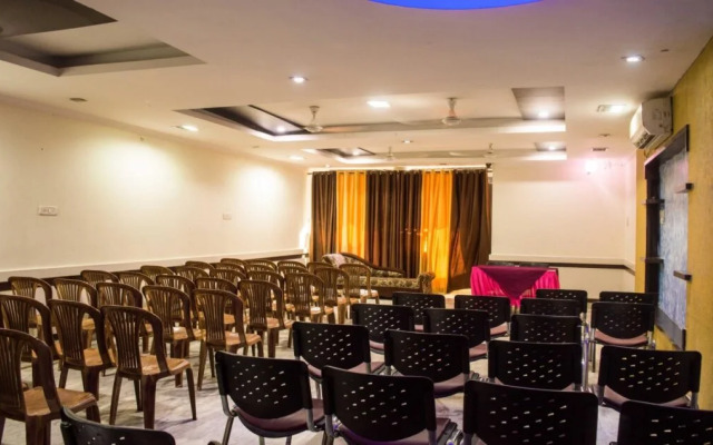 Hotel Ronak Plaza