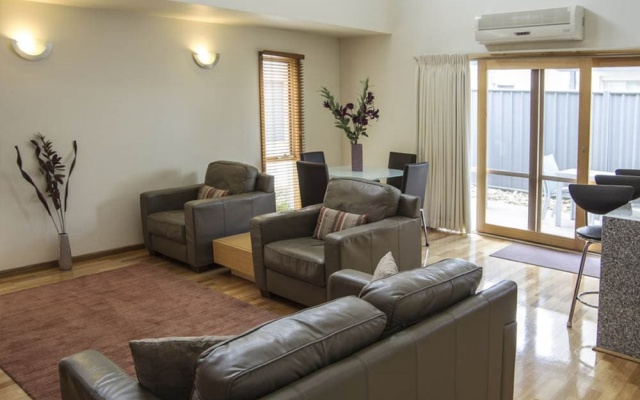 Apartments on Church – Guest Rooms – Lakes Entrance