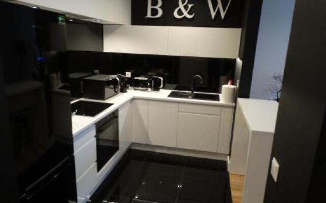 Black&White Apartment Wierzbowa 5