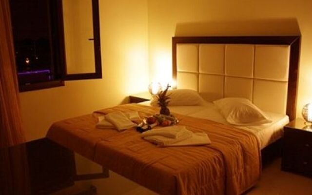 Sandy Suites