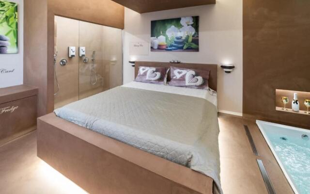 Luxury Suite