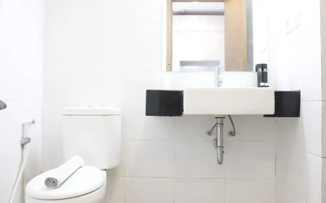 Relaxing Studio near ITB at Beverly Dago Apartment