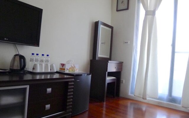 Amicasa Guesthouse