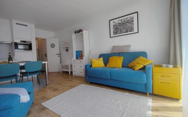 Nieuw modern appartement vlakbij strand