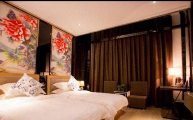 Starway Hotel Hami Railway Station – Guest Rooms – Hami