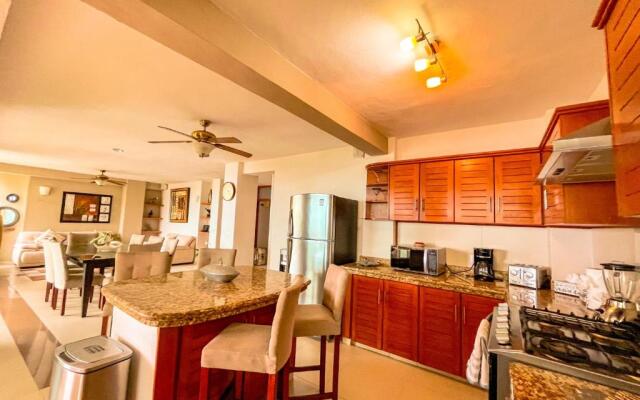 Villas Altas Beach View A1