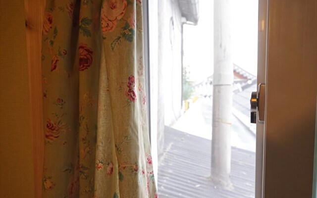 Jeonju Cheonnyunu-i-achim Pension