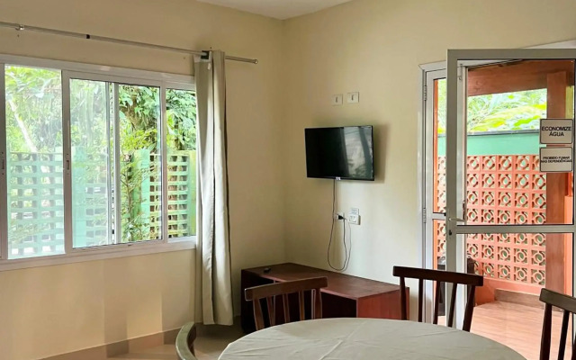 Itamambuca casas,suítes