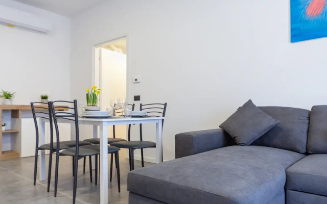 KHL apartments