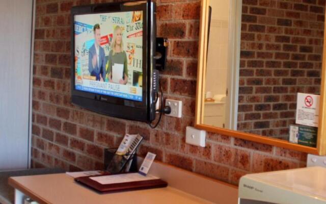 Town & Country Motor Inn