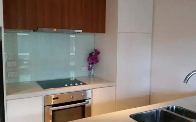 High Class Auckland City Apartment