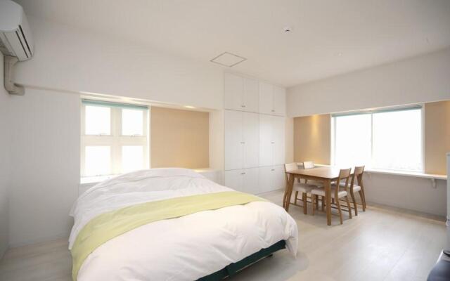 Wires Hotel