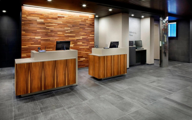 Courtyard by Marriott Houston Intercontinental Airport