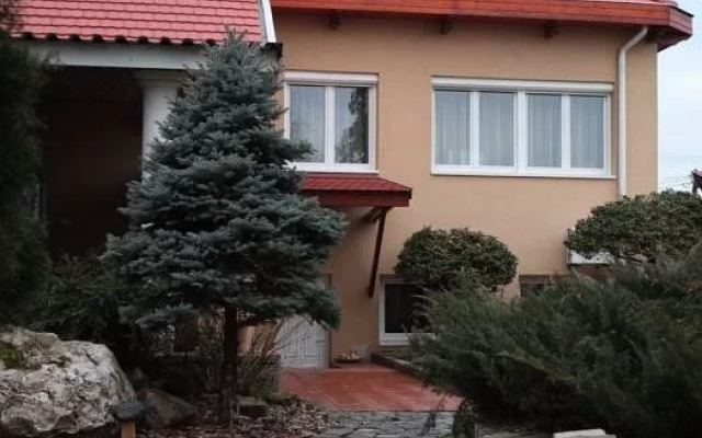 Sebestyén Apartmanház-Motel