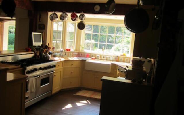 North Salem Country House