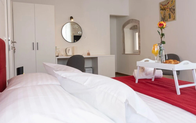 Luxury Rooms Rustic Chic
