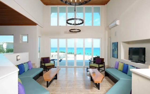 Sky Beach Club Villa Waterfall 2 4 Bedroom Villa