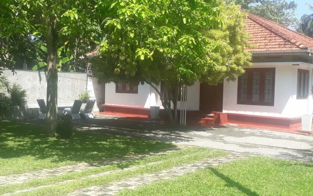 Villa Lagoonedge