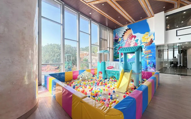 Luxury Mermaid Seaside Condotel Vung Tau