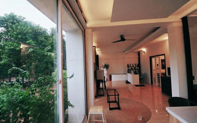 Cat's Hostel