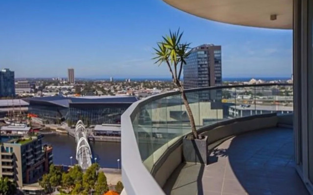 Melbourne Holiday Apartments McCrae Street