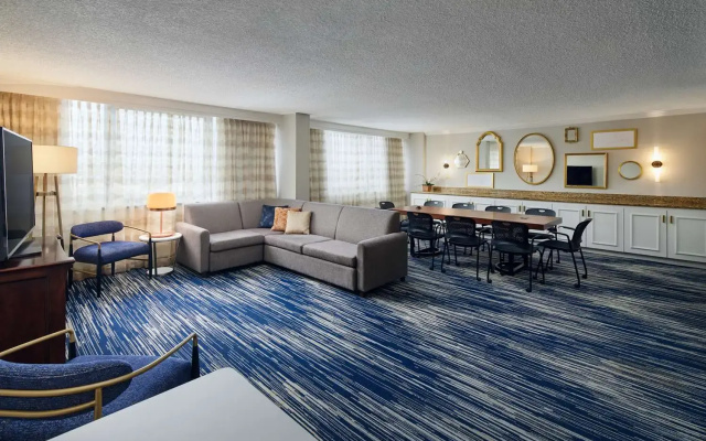 Embassy Suites by Hilton West Palm Beach Central