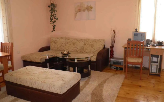 Guest House Detelina